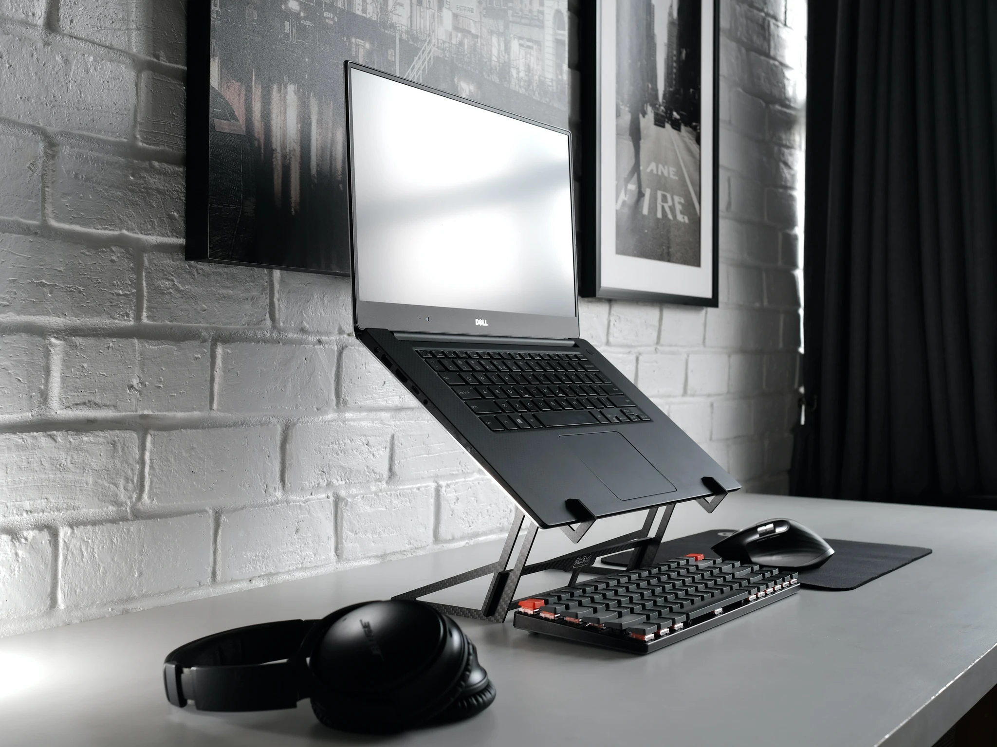 Can I Carry Laptop Stand In Flight