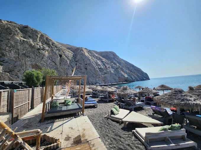 Best Beach Clubs in Santorini । Beach Club in Santorini